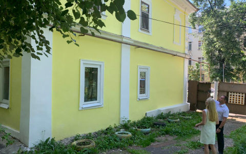 Госжилинспекция проверила ремонт фасада дома в Нижегородском районе