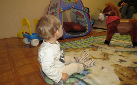 В России хотят отменить родительскую плату за детские сады