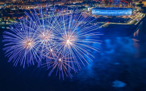 Салют в честь 800-летия Нижнего Новгорода претендует на рекорд России