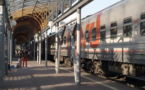 Две женщины попали под поезд в Нижнем Новгороде