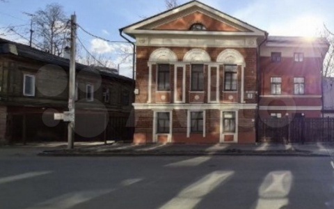 Коттедж за 120 млн рублей продают в Нижнем Новгороде