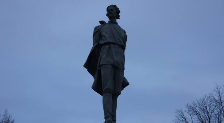 Памятник Максиму Горькому в Нижнем Новгороде отремонтируют