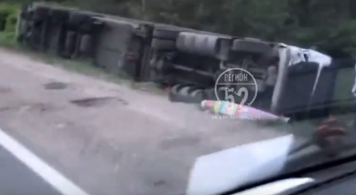 Осталась лишь груда металла: мужчина погиб в массовой аварии в Нижегородской области