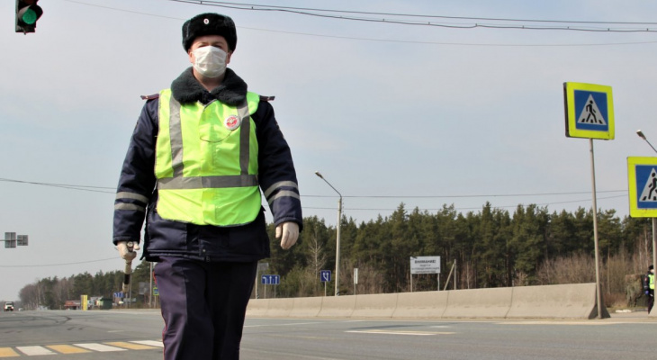 В Нижегородской области ищут водителя, подвозившего больную коронавирусом