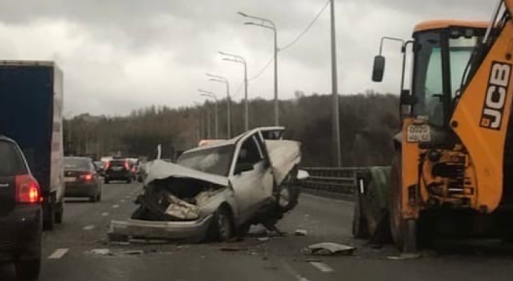 Груда металла: страшное ДТП произошло на Мызинском мосту в Нижнем Новгороде