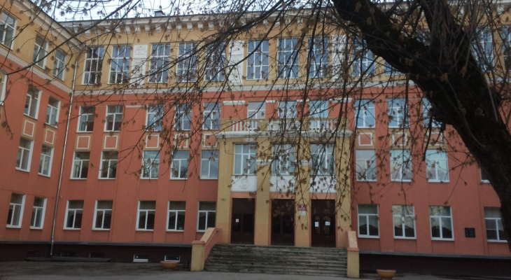 Ограничения введенные в российских школах могут продлить до 2022 года