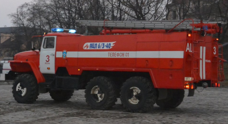 Пожарная бригада приехала по тревоге в отеле «Ибис» в центре Нижнего Новгорода