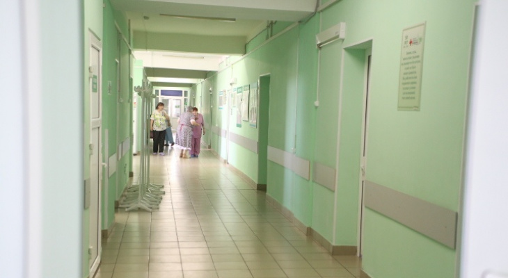 Карантин по COVID-19 ввели в двух больницах Нижнего Новгорода