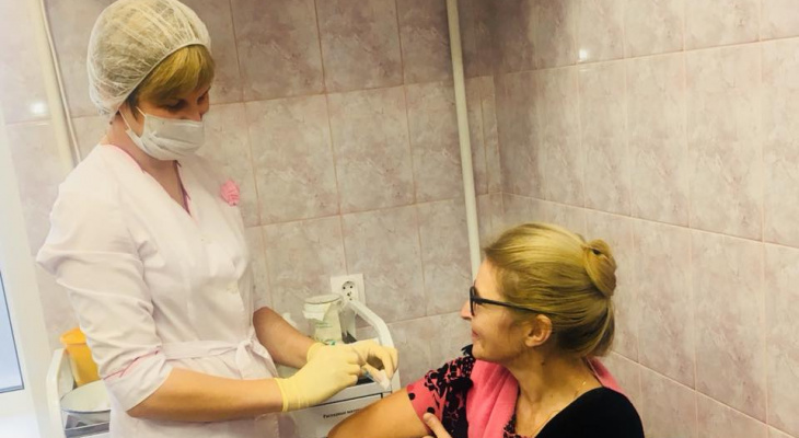 Обязательную вакцинацию от COVID-19 ввели для 12 категорий жителей Нижегородской области