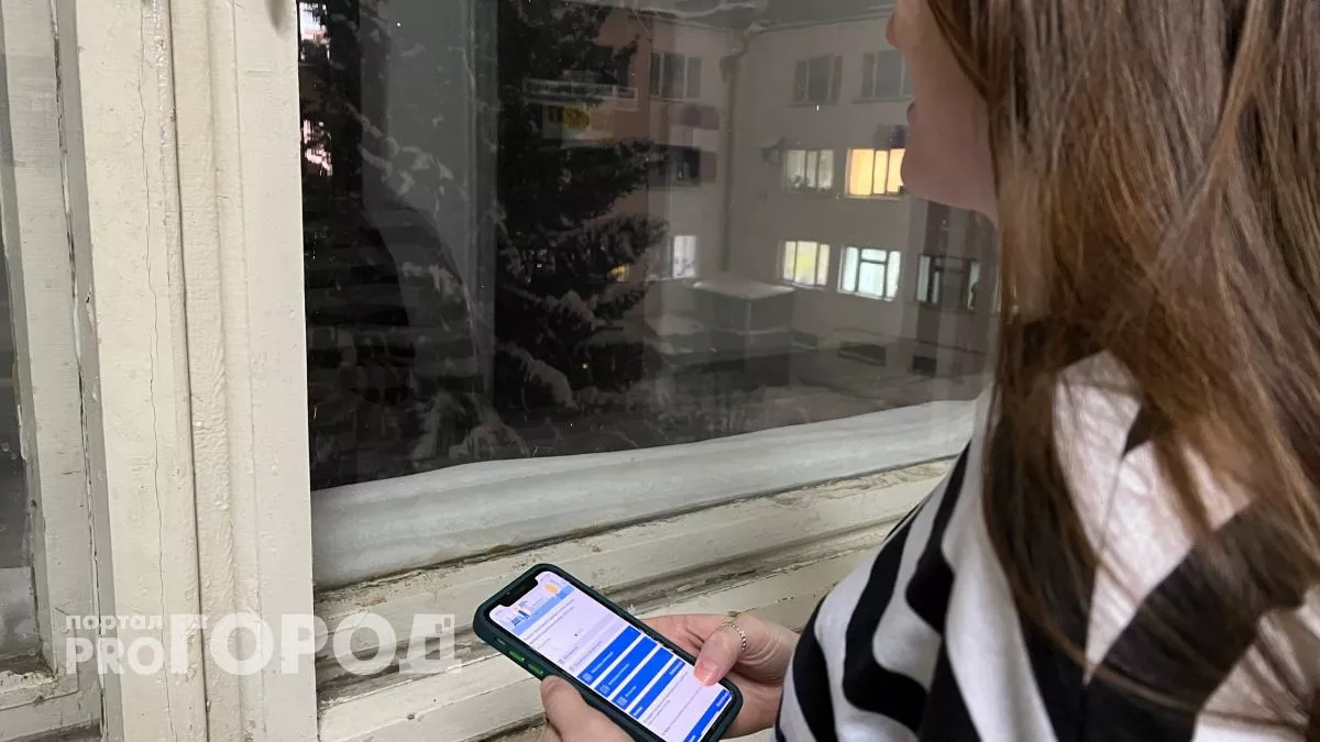 Старые оконные рамы не спешите менять на пластик: как превратить их в арт-объект и теплый декор