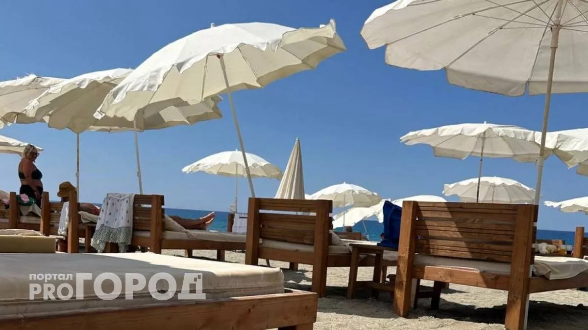 "Грязное море и злые люди": честный отзыв российских туристов об отдыхе на курортах Черного моря