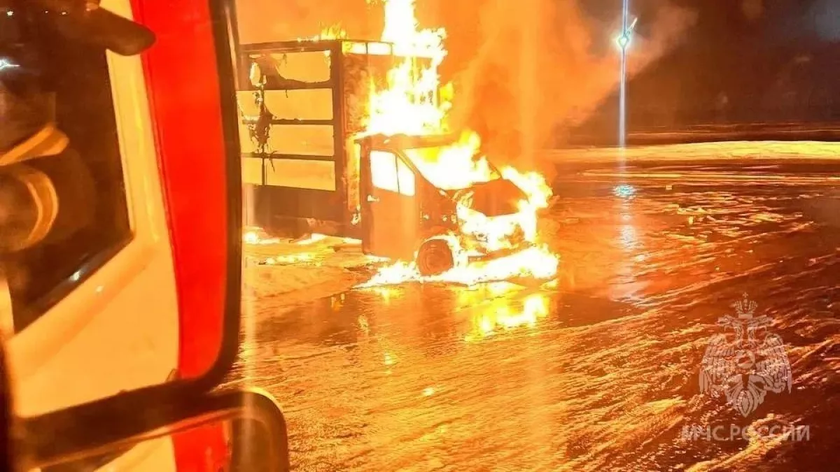 Автомобиль сгорел дотла в Кстовском районе