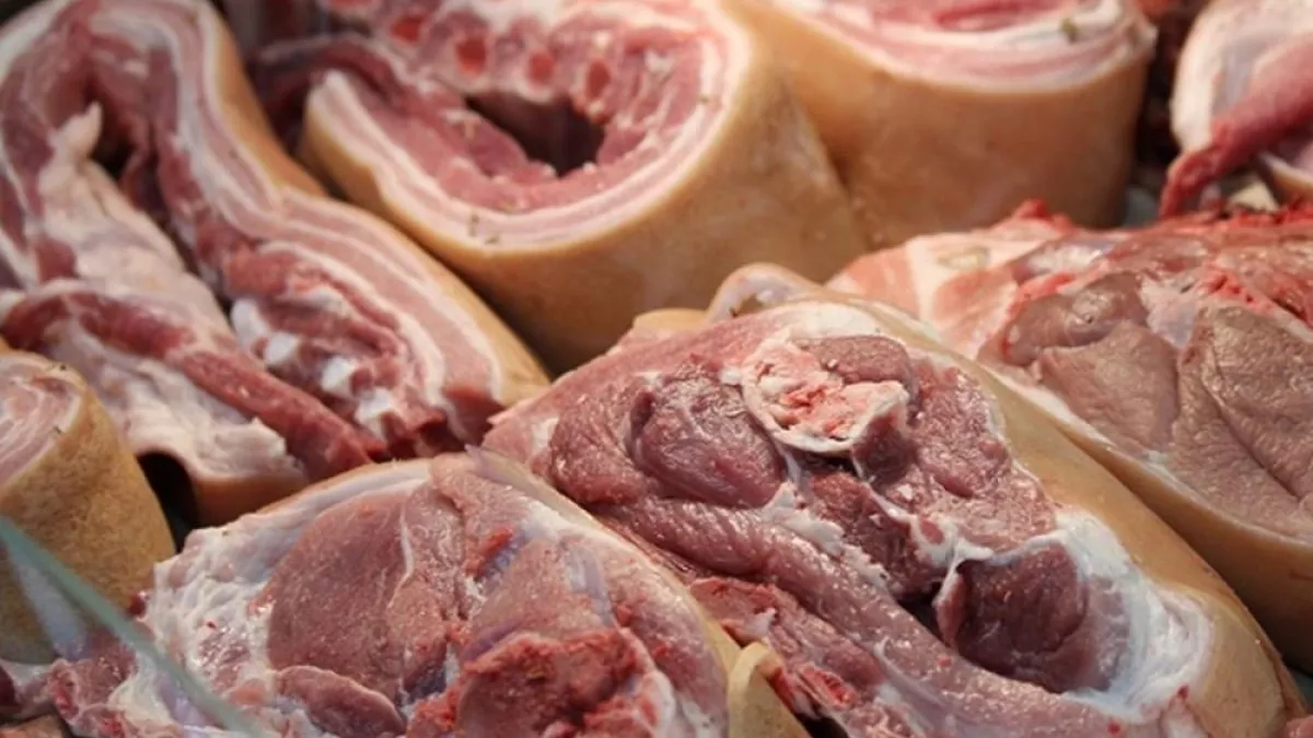 Сок сырого мяса может отравить готовую еду — предупреждение Роспотребнадзора