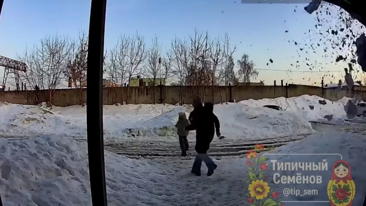 «Вопиющая халатность»: глава округа о снеге, едва не убившем детей