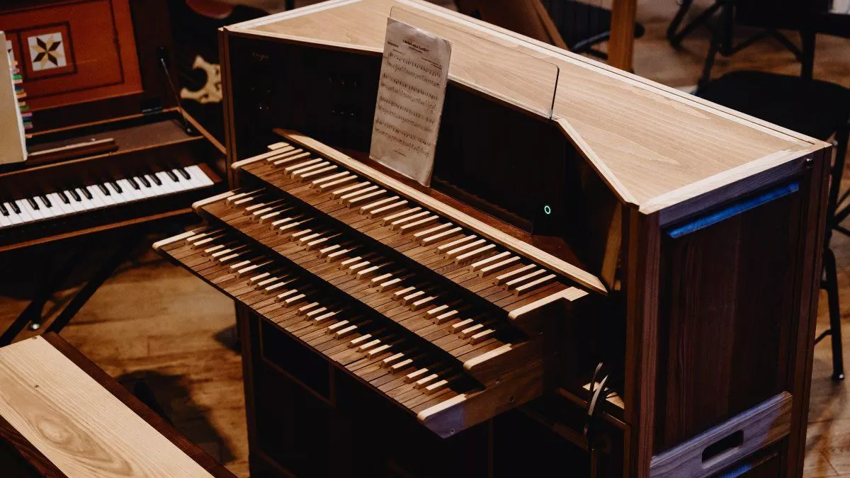 Нижегородский театр получил орган размером с чемодан