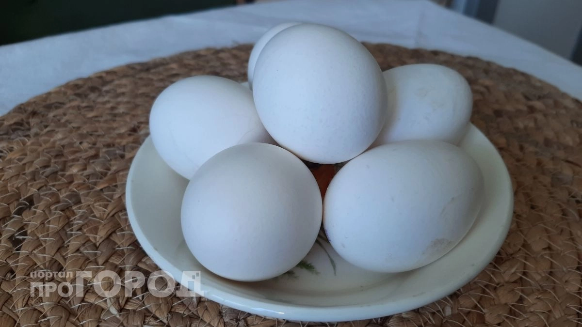 Сырое яйцо для здорового горла - миф или лучший способ лечения