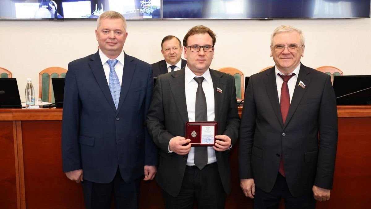 32 специалиста ведущих заводов Нижегородской области получили первые региональные награды