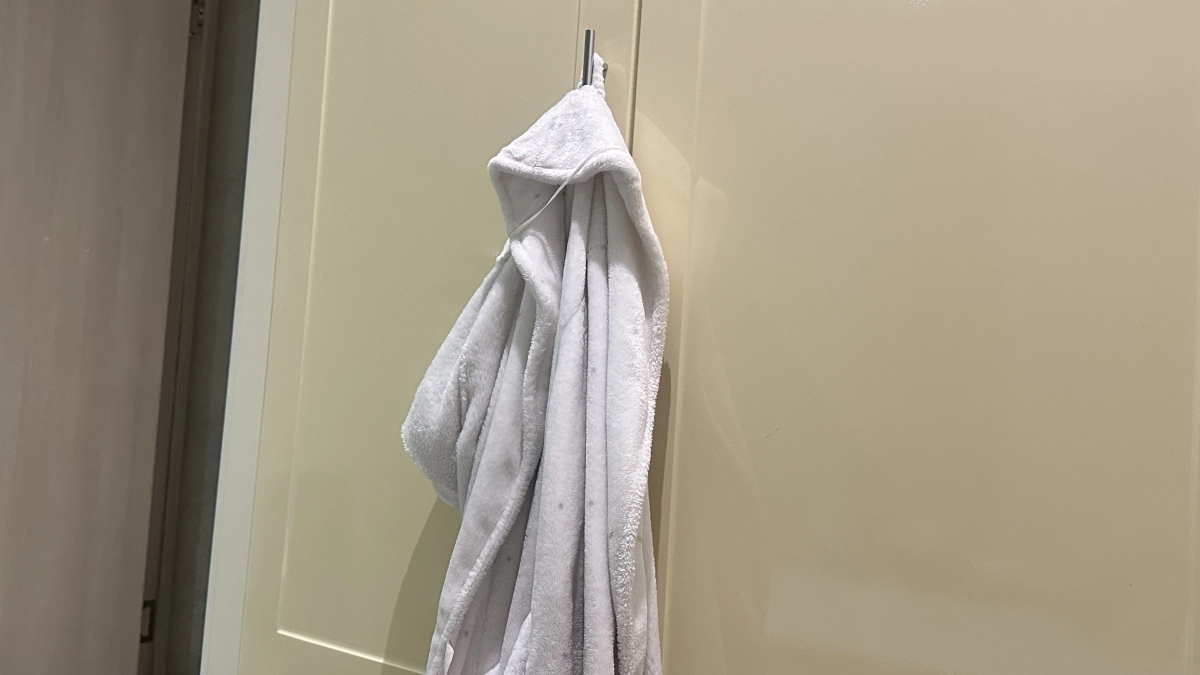 Куча старой одежды превратилась в полезные вещи для дома: вот что я делаю 