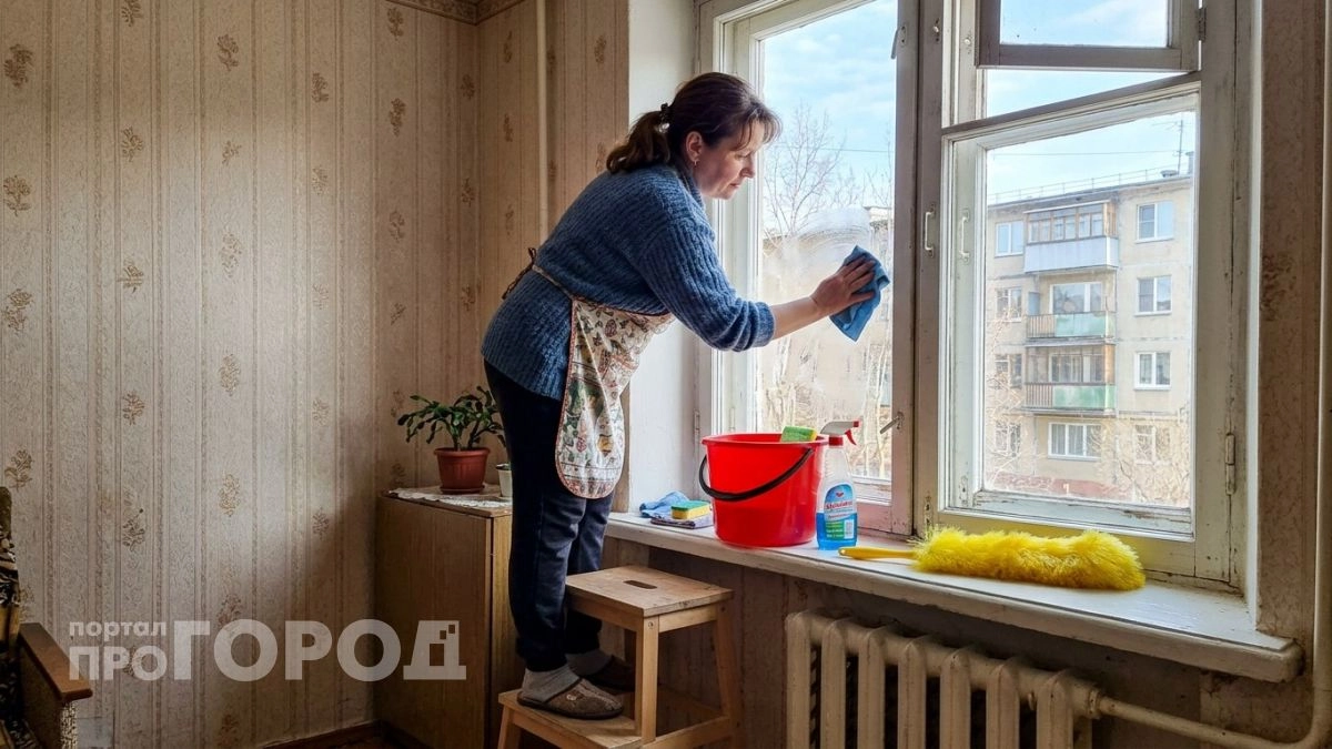 Окна мою раз в сезон: добавляю 3 колпачка в ведро с водой — и стекла такие чистые, будто их нет