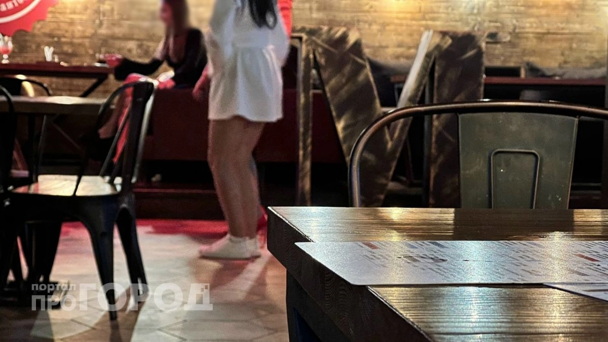 Нижегородка осталась без золотого крестика и цепочки, отдохнув в баре