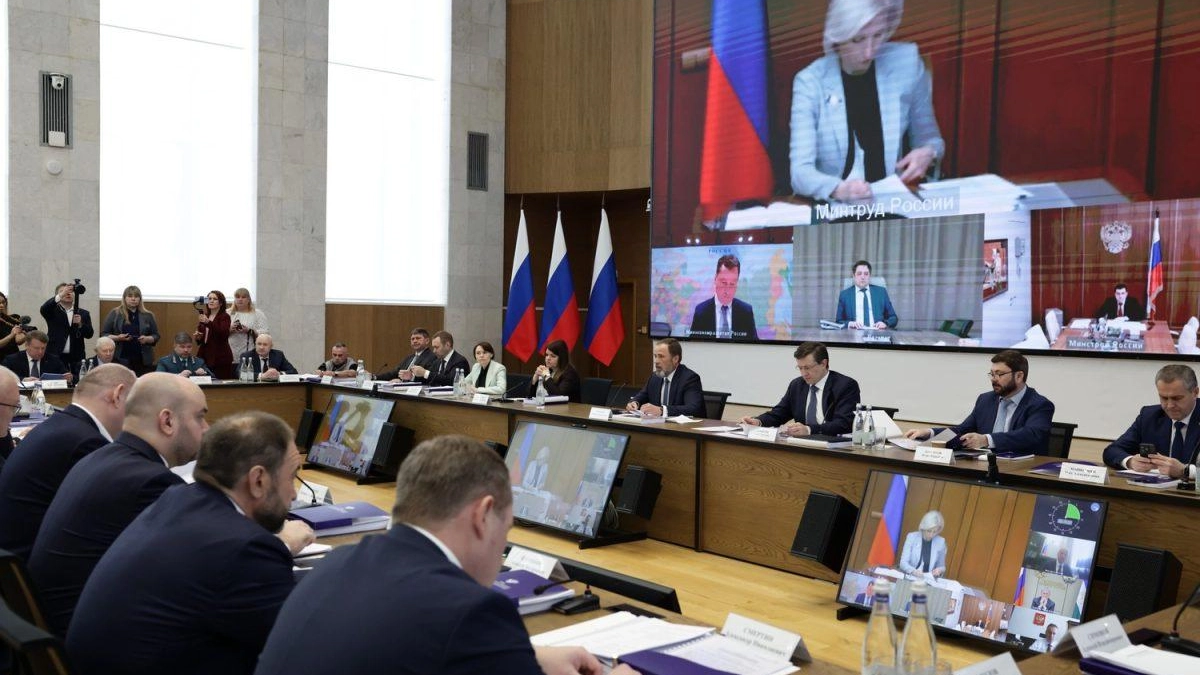 Никитин представил демографическую программу «Основа» на совете ПФО