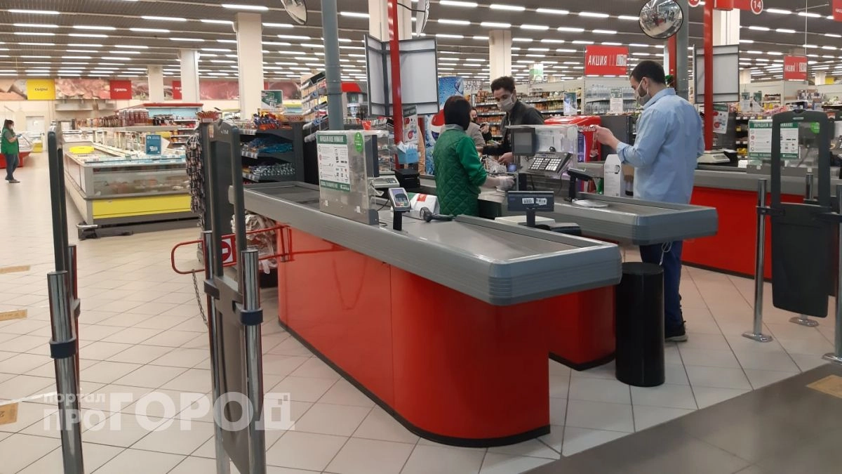 "12 лет работала кассиром и однажды просто не вышла на смену": честный рассказ сотрудницы супермаркета