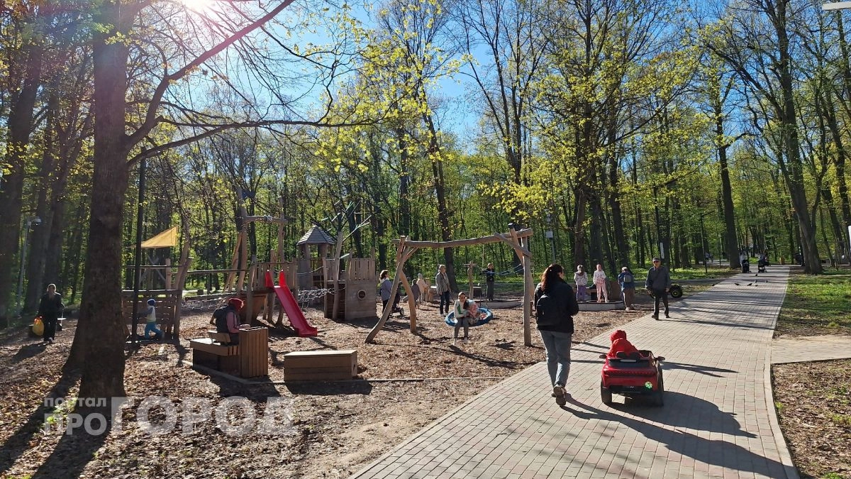 Назовите дочку так — и она будет счастлива всю жизнь: эти 5 имён притягивают удачу