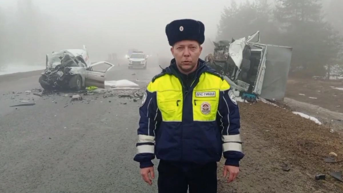 Lada Largus вылетел на встречку и врезался в «ГАЗель»: трое пострадавших