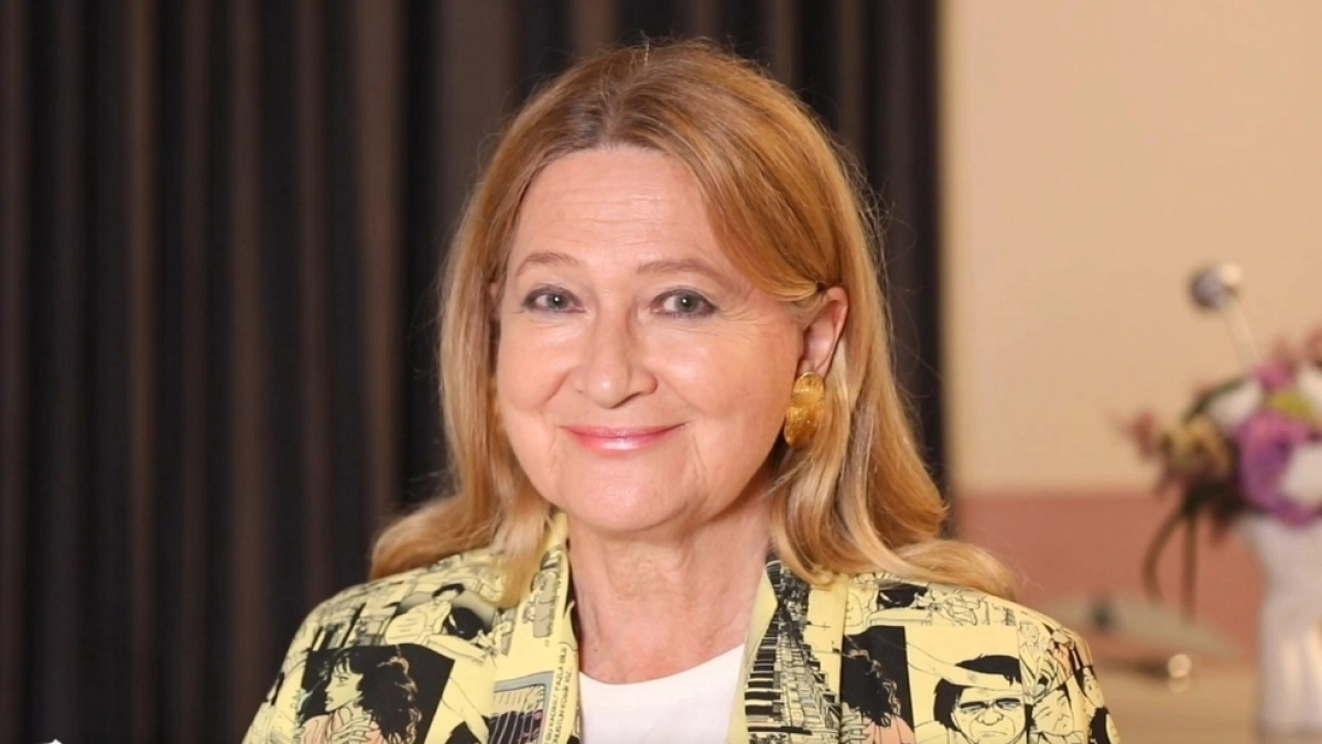 Поймают птицу счастья за хвост: Глоба назвала 2 знака, кого ждет головокружительный успех в апреле