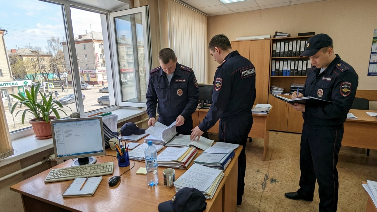 МВД ликвидировало ОПГ из 200 человек, торговавших фиктивными налоговыми документами