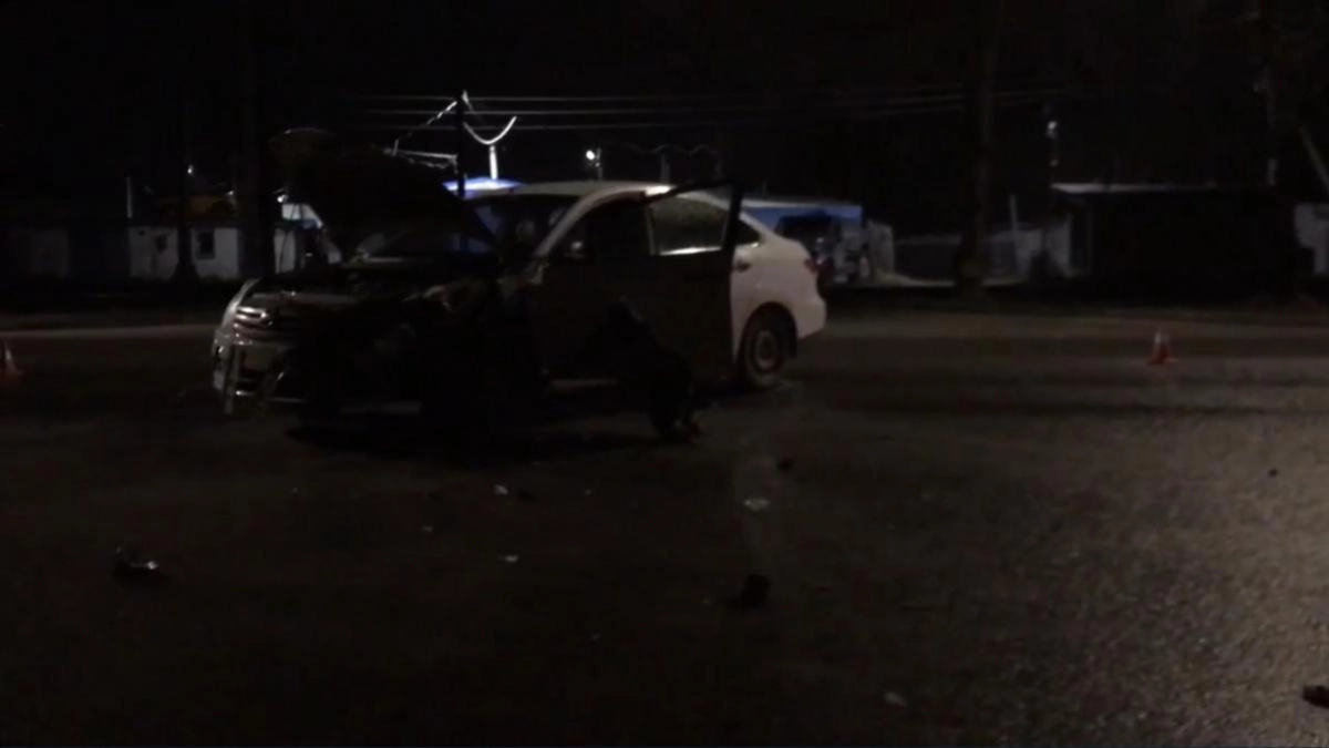 Двое подростков на мотоцикле попали в больницу после ДТП в Нижнем Новгороде