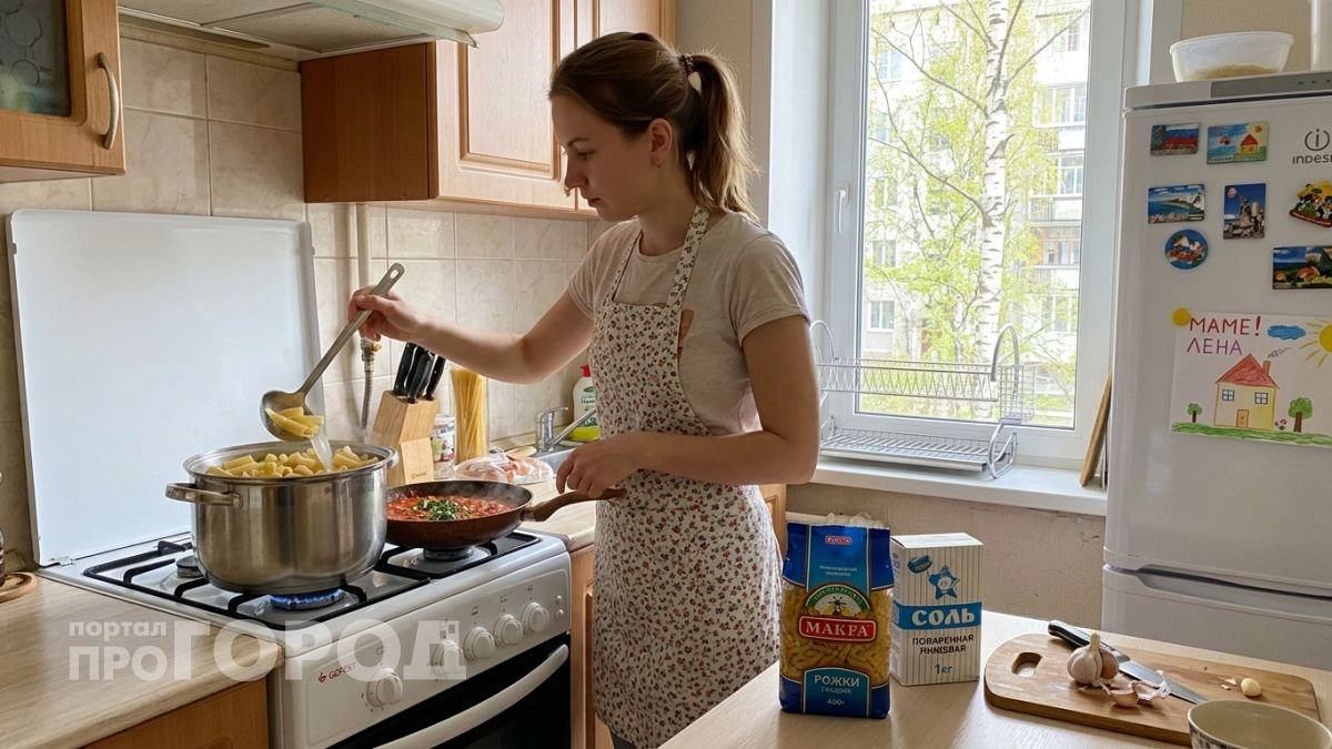 Перестаньте портить пасту дуршлагом: почему промывание макарон водой лишает их ресторанного вкуса и текстуры