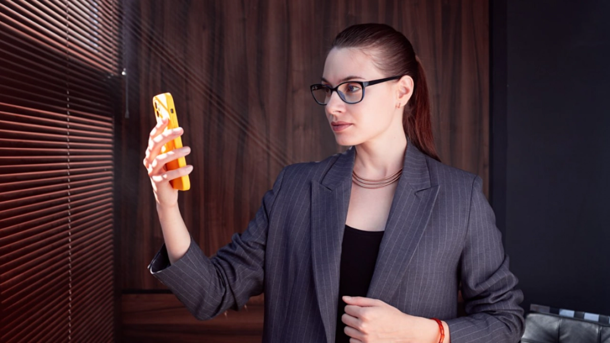 Билайн установил новую норму телекома — компания включила валюту для нейросетей в свои пакеты