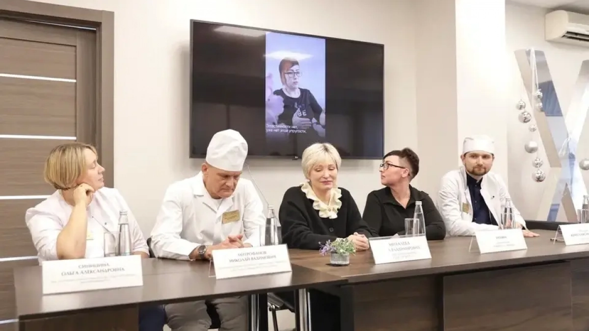 Нижегородке бесплатно провели операцию: 4 кг кожи и три метра швов