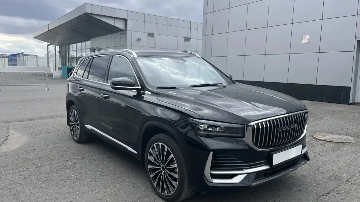 Губернатор Никитин купил кроссовер Volga К50 до старта официальных продаж