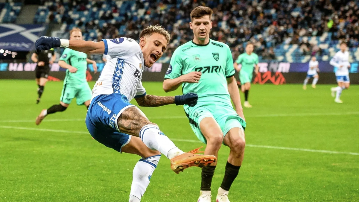 Олусегун забил и был удалён: «Нижний» удержал ничью с «Динамо»