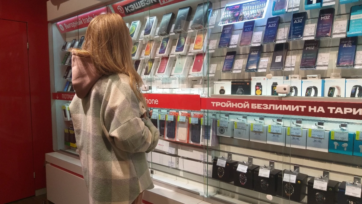 Операторы врут, что старый тариф в архиве: юрист на пальцах объяснил, как законно вернуть дешевую связь