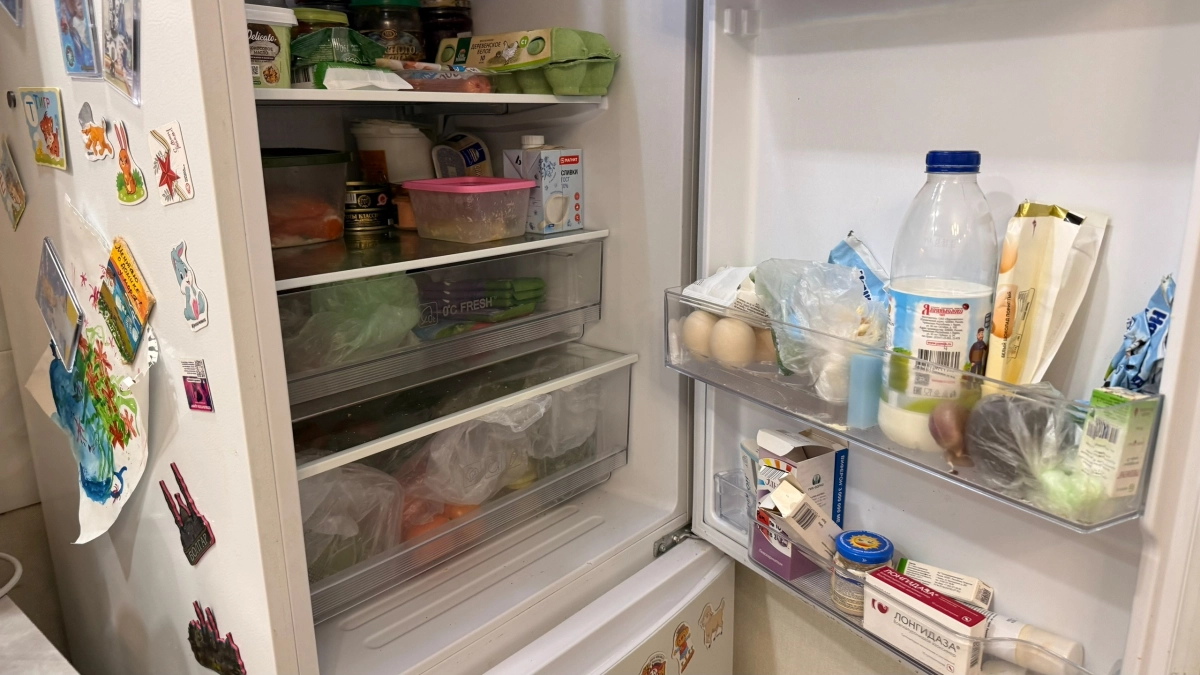 Больше никаких вялых овощей: как обычная газета сохраняет их свежими неделями