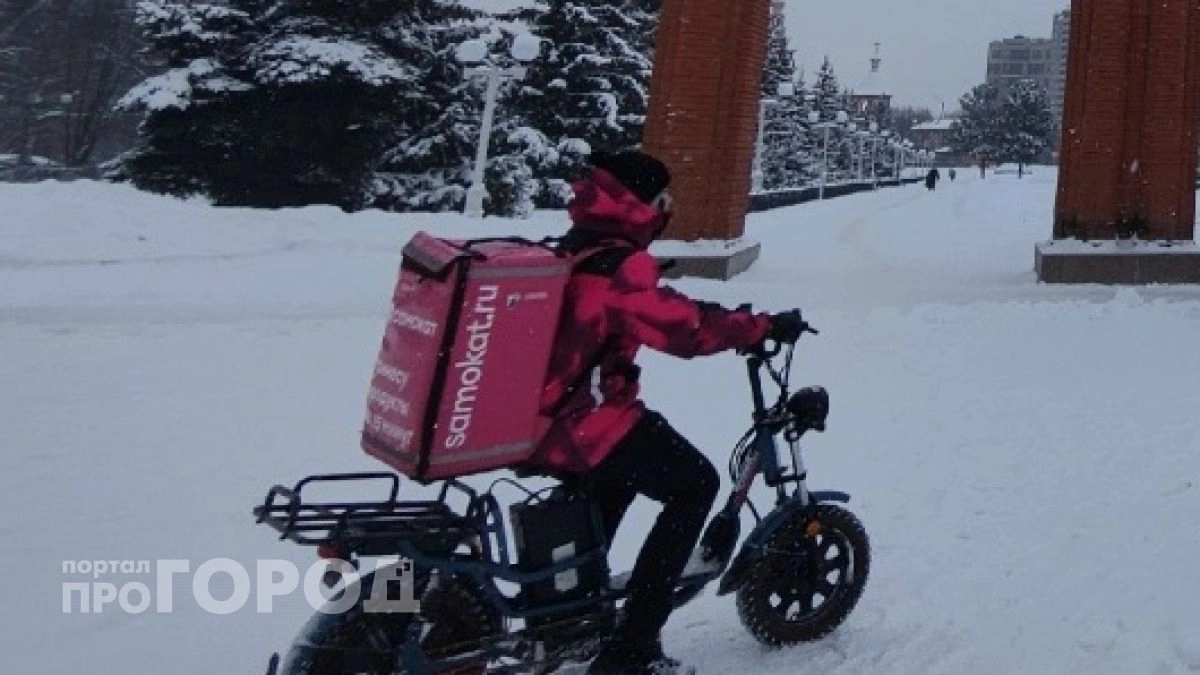 Водитель избил курьера после ДТП в Автозаводском районе