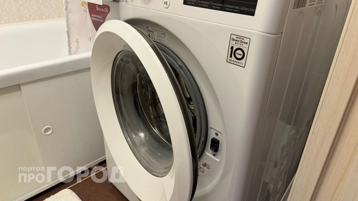 Кладу одну таблетку в стиральную машинку при сливе: работает как новая