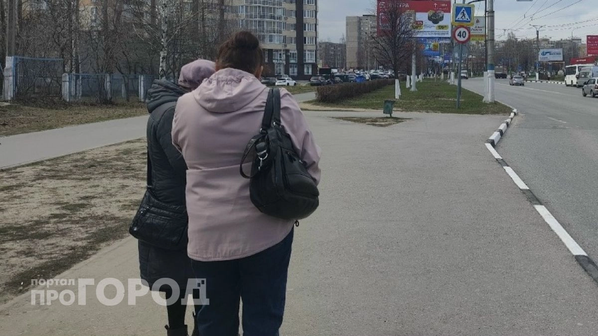 После телефонного разговора нижегородская пенсионерка отнесла в салон связи почти 200 тысяч рублей