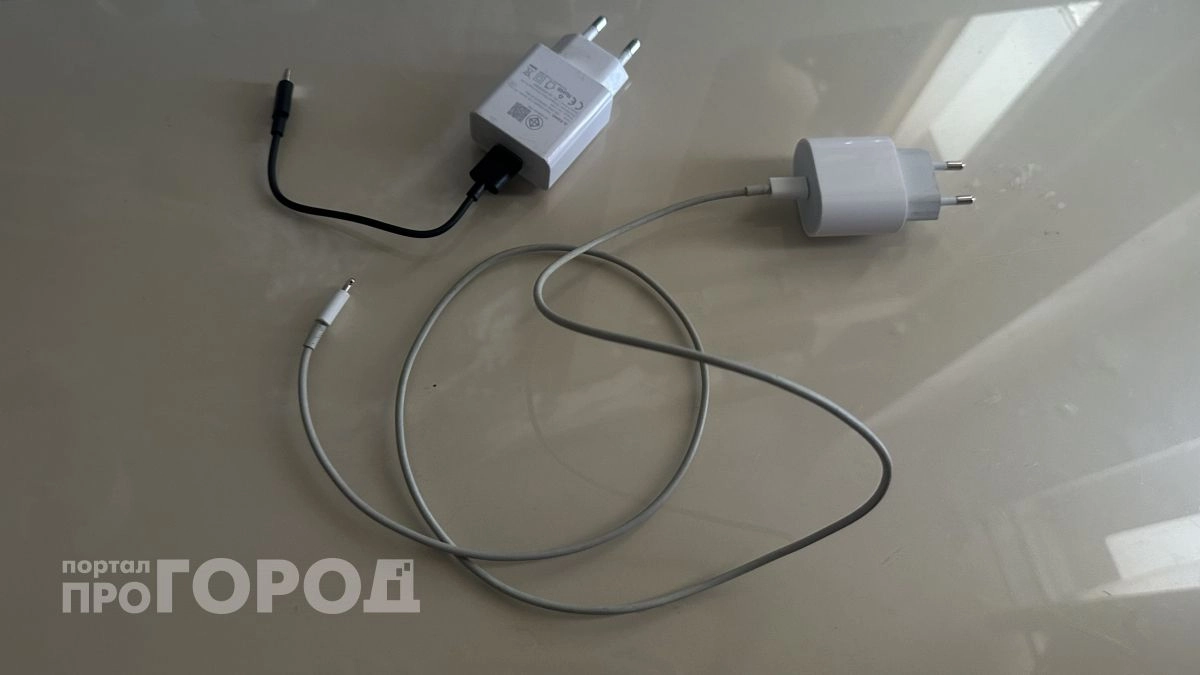 Никогда не ставлю телефон на зарядку на ночь: мастер по ремонту раскрыл страшную тайну батарей