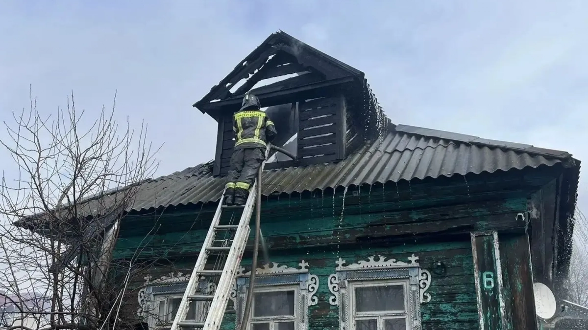 Неисправная печь стала причиной пожара в Шахунье 