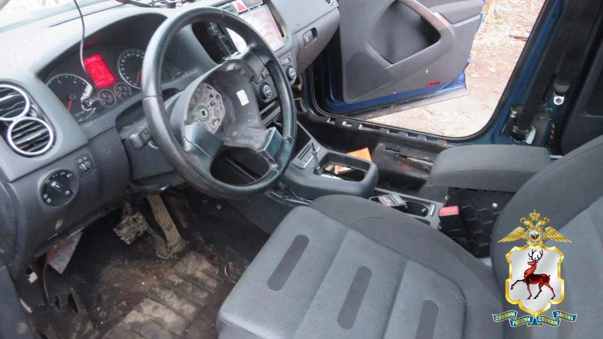 Житель Арзамаса угнал авто, воспользовавшись беспечностью хозяина