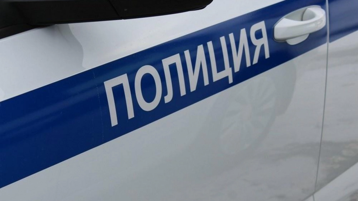 Нижегородские полицейские нашли нарколабораторию под Петербургом с 34 канистрами прекурсоров