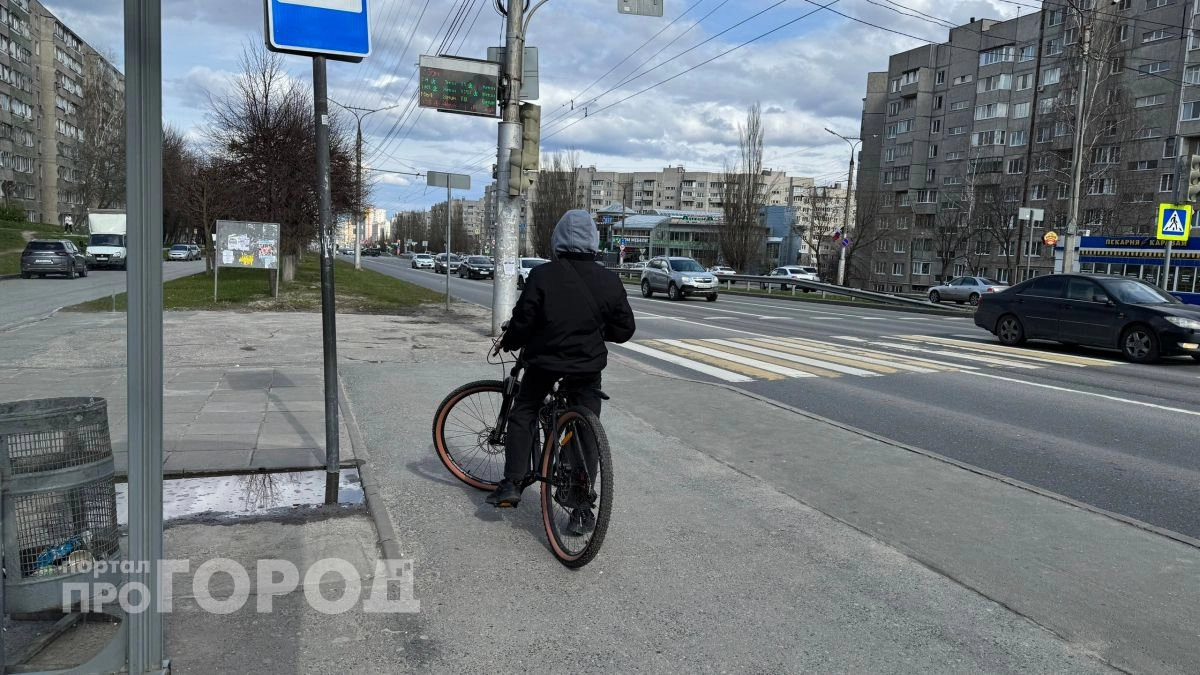 В Арзамасе 19-летний студент стал фигурантом уголовного дела за передачу банковской карты посторонним за деньги