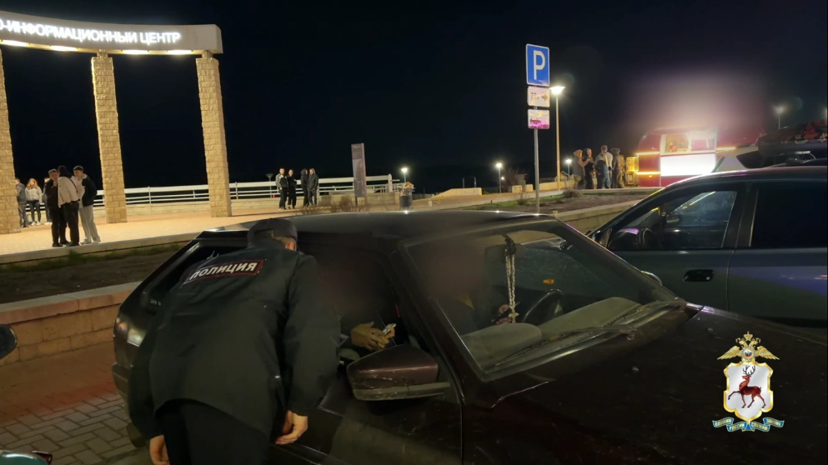 Более 20 нарушителей поймали полицейские в ходе рейдов на Нижне-Волжской набережной