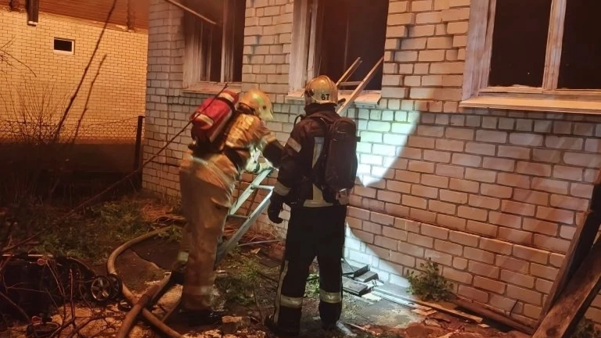 Мужчина погиб при пожаре в частном доме в городе Бор