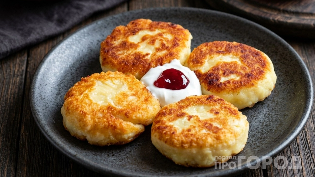 Мнем кефир с творогом — через 10 минут завтракаем лепешками вкуснее сырников: просто, быстро и сытно