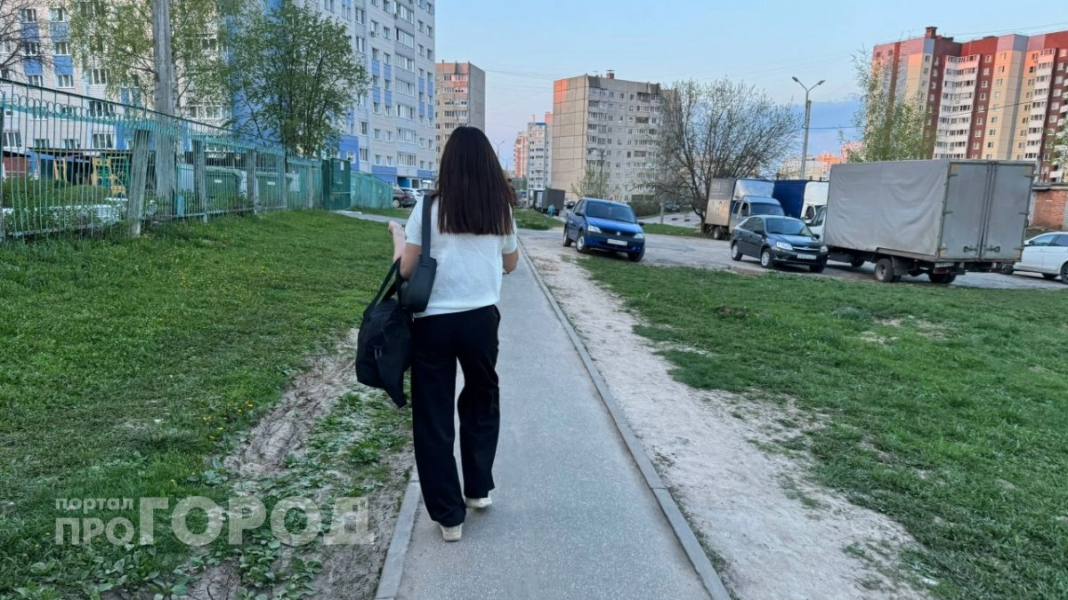 Юная жительница Богородского района поверила продавцу из интернета и отправила деньги за несуществующий телефон
